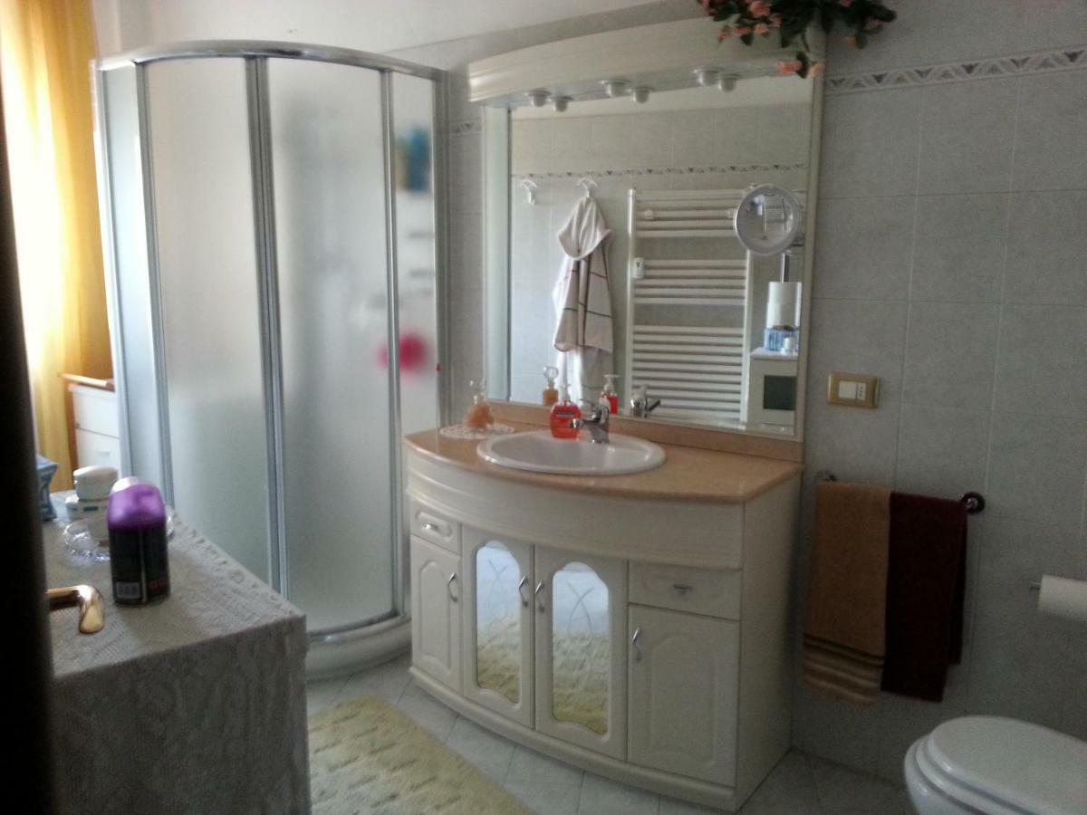 La Via Per Milano Hotel Vigevano Buitenkant foto